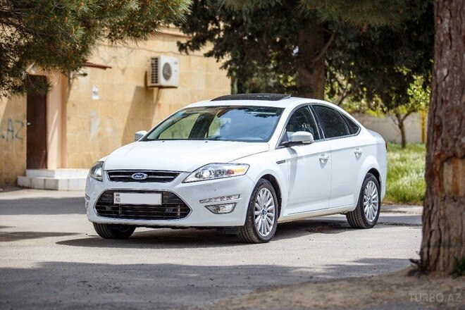 Ford Mondeo 2013, 136,000 km - 2.3 l - Bakı