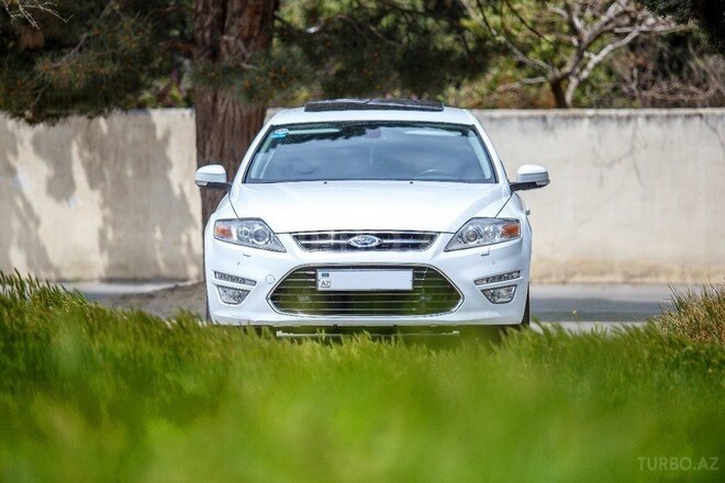 Ford Mondeo 2013, 136,000 km - 2.3 l - Bakı