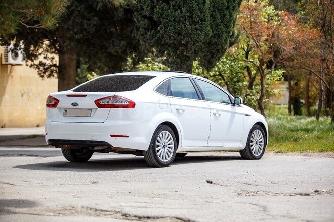 Ford Mondeo 2013, 136,000 km - 2.3 l - Bakı
