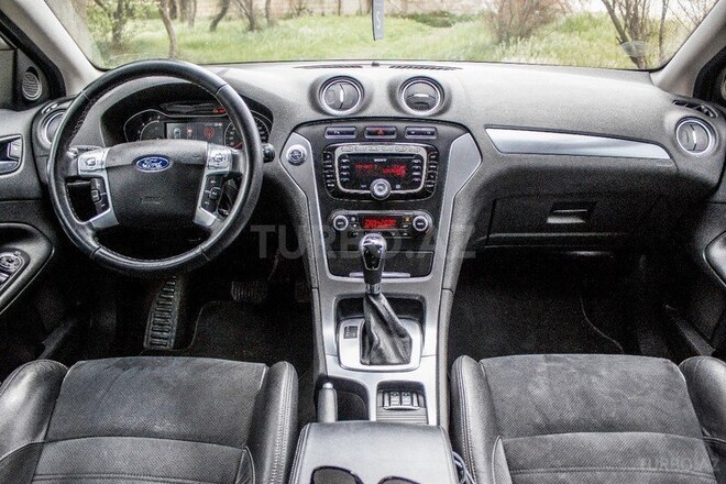 Ford Mondeo 2013, 136,000 km - 2.3 l - Bakı