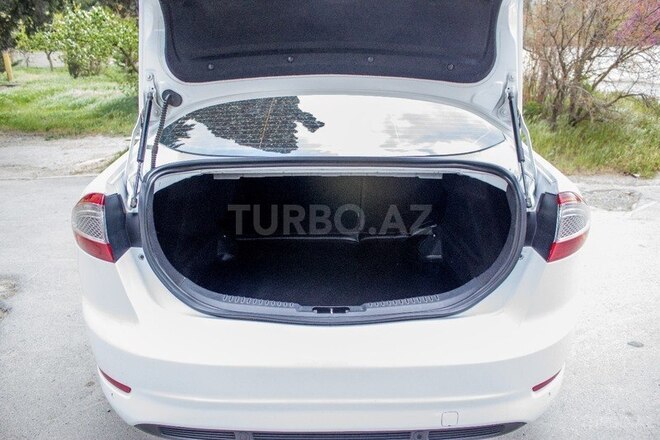 Ford Mondeo 2013, 136,000 km - 2.3 l - Bakı
