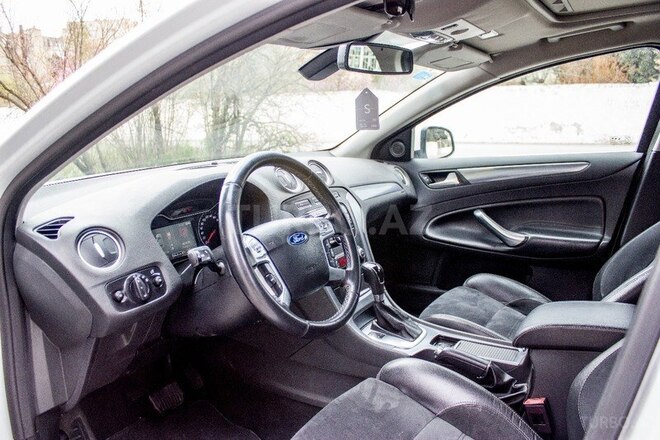 Ford Mondeo 2013, 136,000 km - 2.3 l - Bakı
