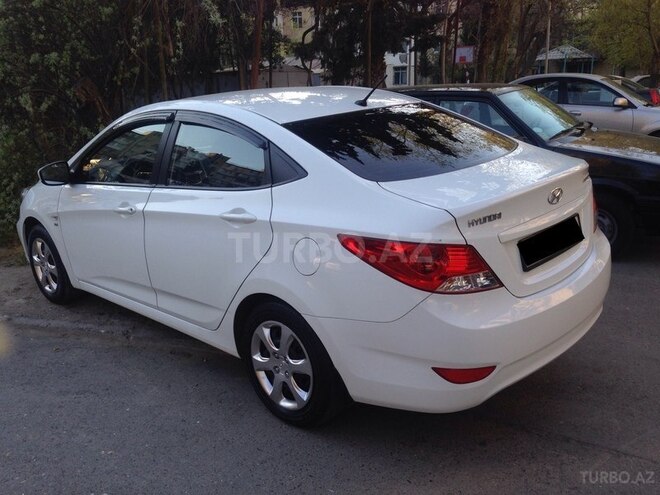 Hyundai Accent 2013, 87,880 km - 1.6 l - Bakı