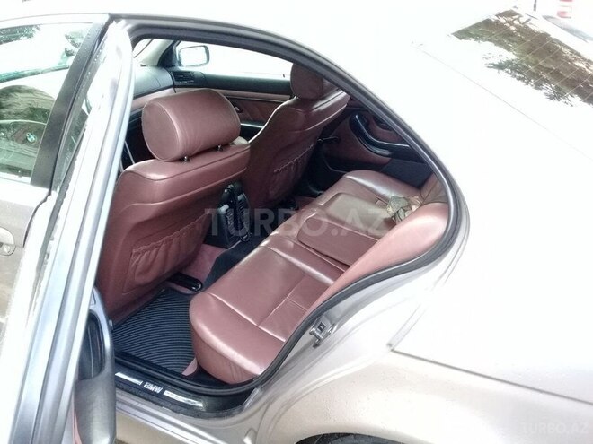 BMW 528 1997, 250,000 km - 2.5 l - Bakı