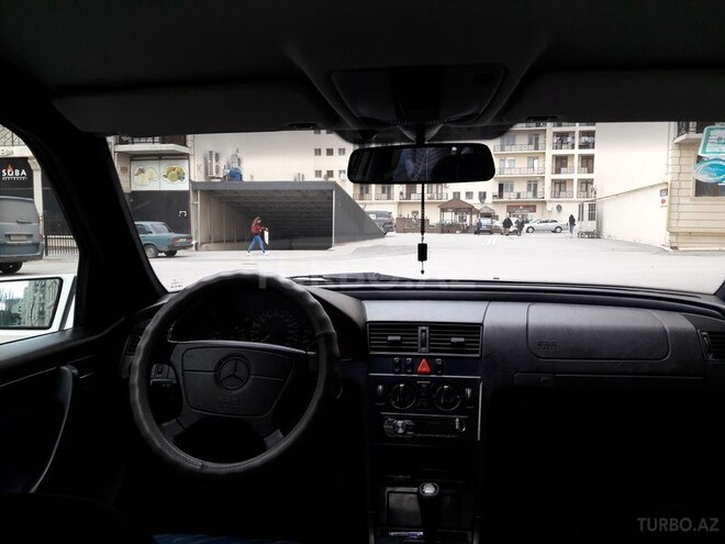 Mercedes C 200 1998, 278,568 km - 2.0 l - Bakı