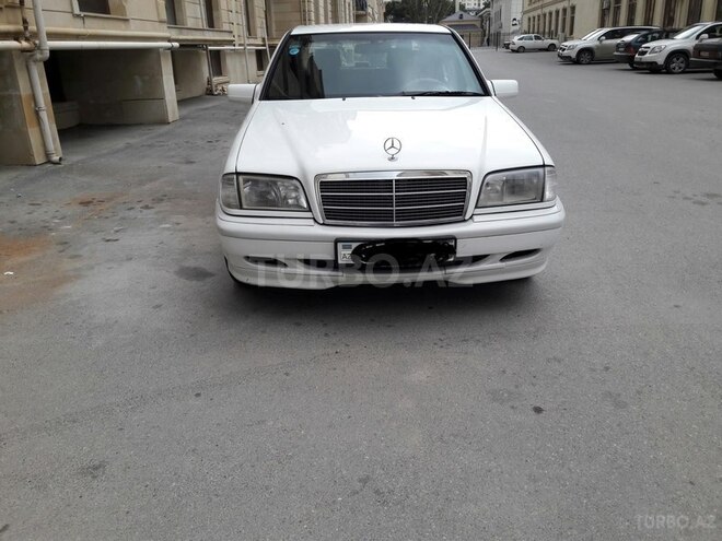 Mercedes C 200 1998, 278,568 km - 2.0 l - Bakı
