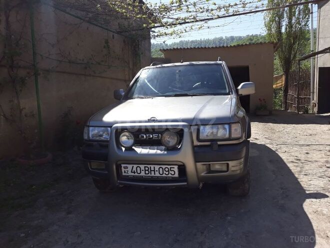 Opel Frontera 1998, 150,000 km - 2.2 l - Qusar