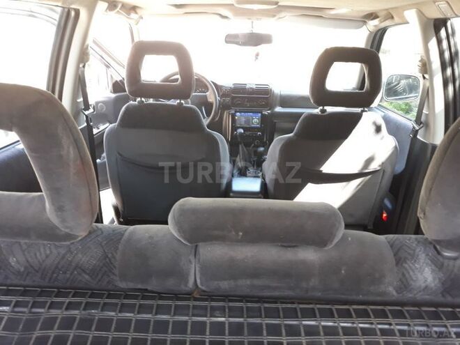 Opel Frontera 1998, 150,000 km - 2.2 l - Qusar