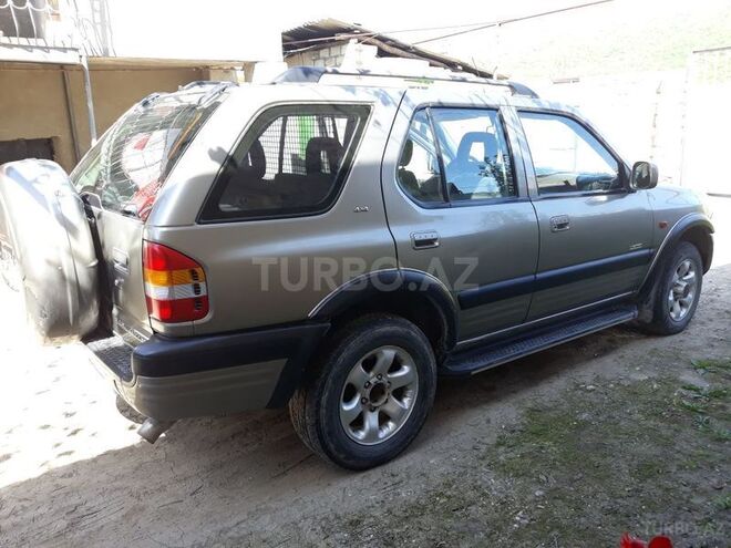 Opel Frontera 1998, 150,000 km - 2.2 l - Qusar