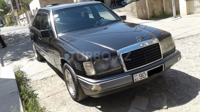 Mercedes E 250 1993, 250,000 km - 2.5 л - Bakı