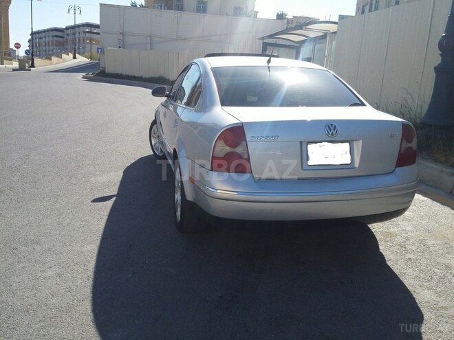 Volkswagen Passat 2004, 189,400 km - 1.8 л - Bakı