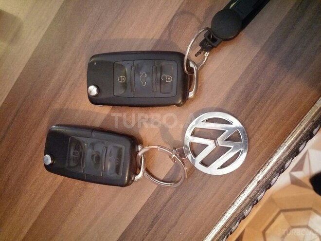 Volkswagen Passat 2004, 189,400 km - 1.8 л - Bakı