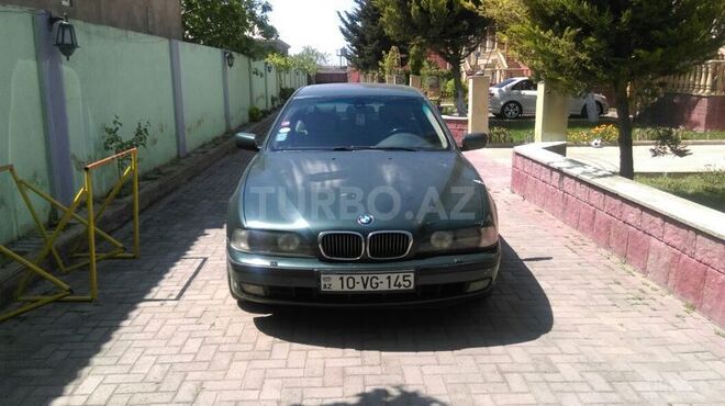 BMW 528 2000, 230,000 km - 2.8 l - Bakı