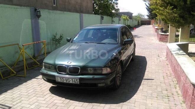 BMW 528 2000, 230,000 km - 2.8 l - Bakı