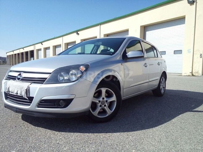 Opel Astra 2005, 200,000 km - 1.8 л - Bakı