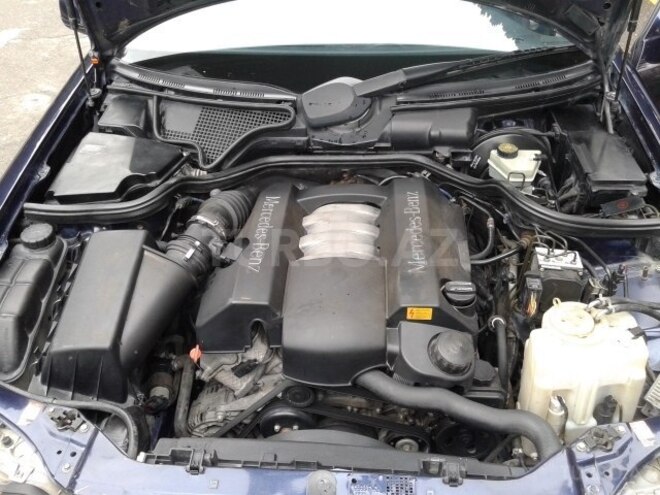 Mercedes E 240 1998, 286,000 km - 2.6 l - Sumqayıt
