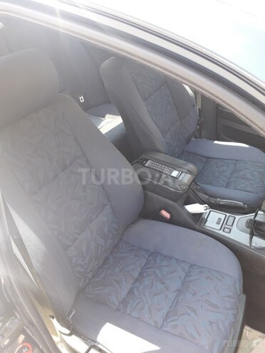 BMW 523 1997, 385,000 km - 2.5 l - Bakı