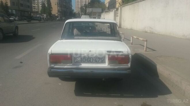 LADA (VAZ) 2107 1981, 372,000 km - 1.3 l - Bakı