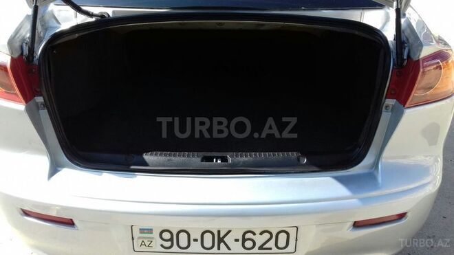 Mitsubishi Lancer 2009, 200,000 km - 2.0 l - Bakı
