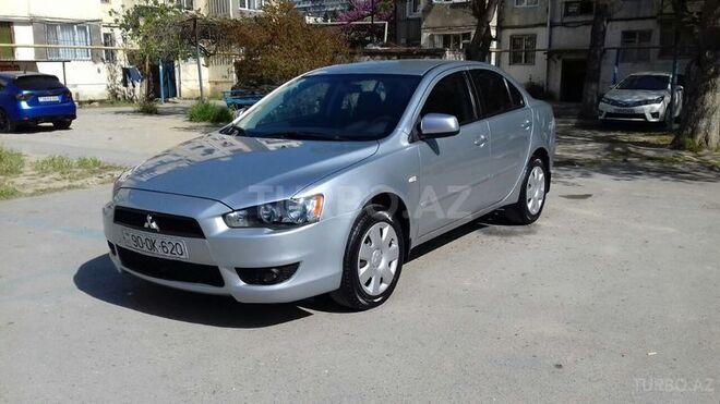Mitsubishi Lancer 2009, 200,000 km - 2.0 l - Bakı