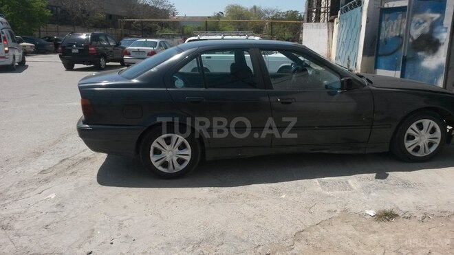 BMW 318 1991, 369,854 km - 1.8 l - Bakı