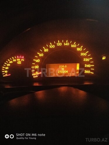Mercedes C 200 2001, 273,000 km - 2.0 l - Bakı