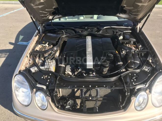 Mercedes C 320 2003, 185,000 km - 3.2 l - Sumqayıt