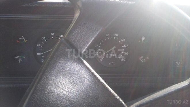 LADA (VAZ) 2107 2009, 27,805 km - 1.6 л - Sumqayıt