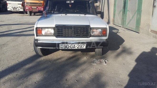 LADA (VAZ) 2107 2009, 27,805 km - 1.6 л - Sumqayıt