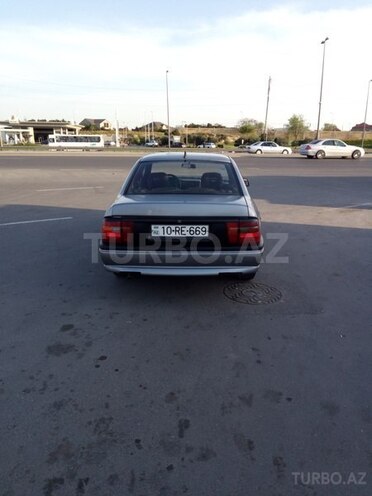 Opel Vectra 1995, 350,000 km - 2.0 l - Bakı
