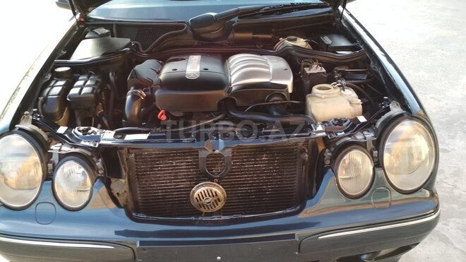 Mercedes E 220 2000, 397,800 km - 2.2 l - Bakı