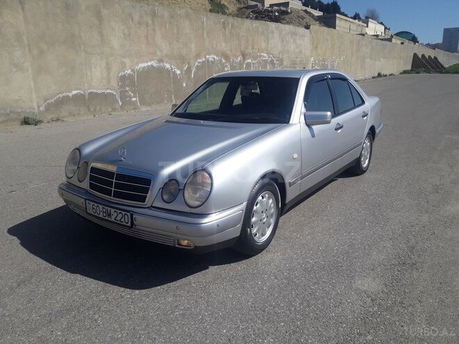 Mercedes E 240 1999, 282,600 km - 2.4 l - Gəncə