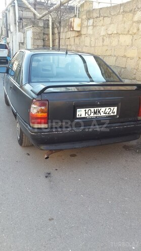 Opel Omega 1990, 554,000 km - 2.0 l - Bakı