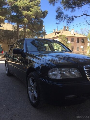 Mercedes C 230 1999, 245,000 km - 2.3 l - Sumqayıt
