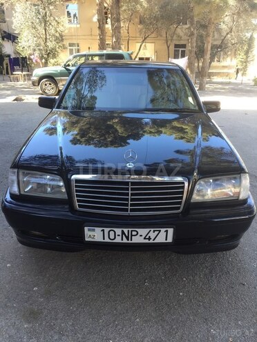 Mercedes C 230 1999, 245,000 km - 2.3 l - Sumqayıt