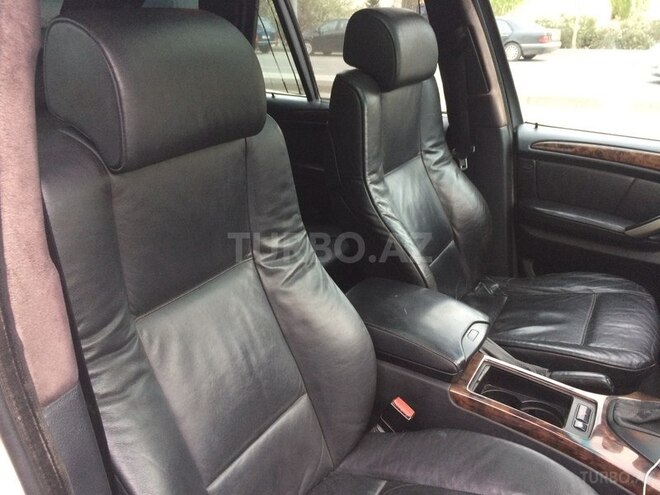 BMW X5 2001, 286,500 km - 4.4 л - Bakı