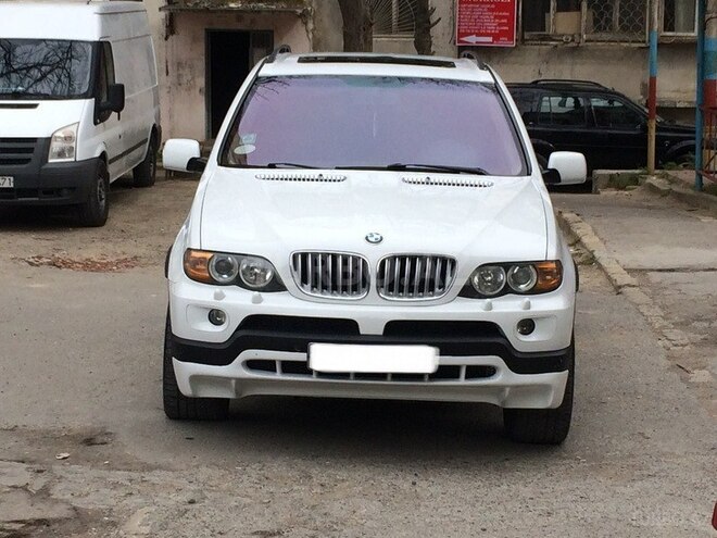 BMW X5 2001, 286,500 km - 4.4 л - Bakı