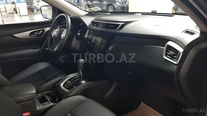 Nissan X-Trail 2016, 32,000 km - 2.5 l - Lənkəran
