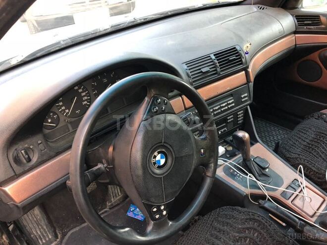 BMW 528 1996, 322,750 km - 2.8 л - Bakı