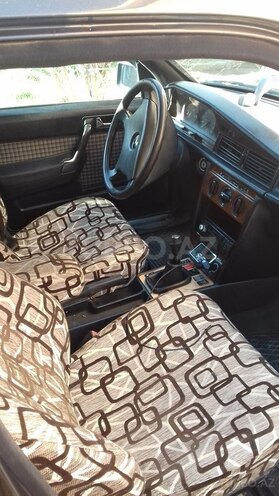 Mercedes 190 1992, 259,636 km - 2.0 l - Bakı
