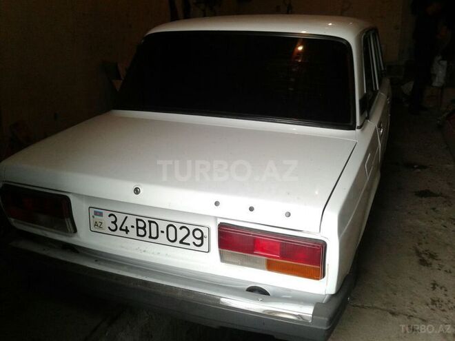 LADA (VAZ) 2107 2005, 150,000 km - 1.6 l - Qax