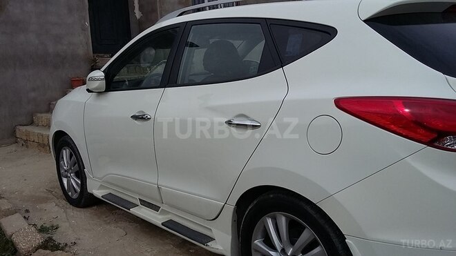 Hyundai ix35 2010, 76,985 km - 2.4 l - Bakı