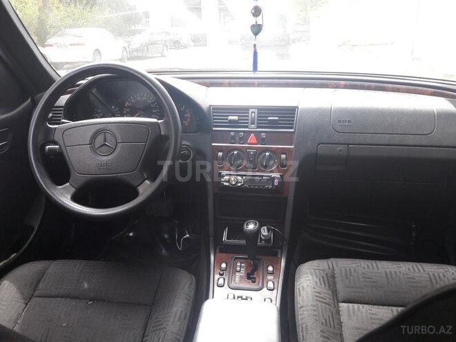 Mercedes C 220 1998, 440,000 km - 2.2 l - Bakı