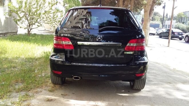 Mercedes B 180 2010, 69,000 km - 1.7 l - Bakı