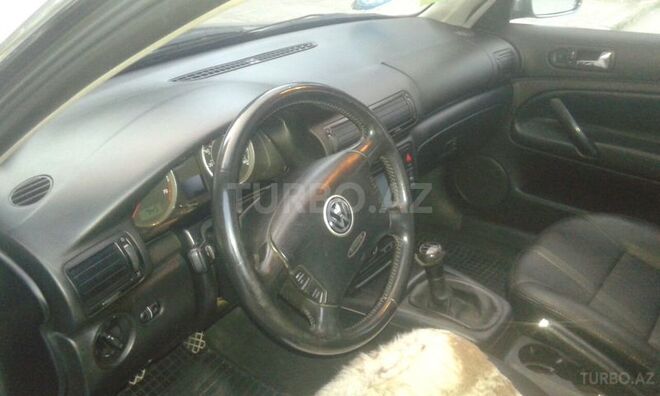 Volkswagen Passat 2001, 233,000 km - 1.8 l - Şəki