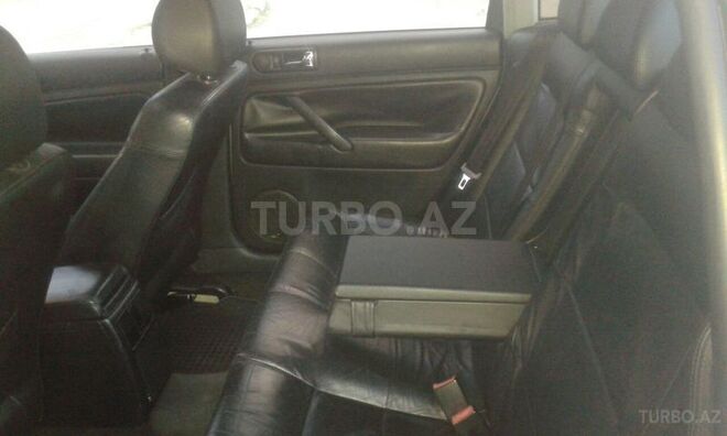 Volkswagen Passat 2001, 233,000 km - 1.8 l - Şəki