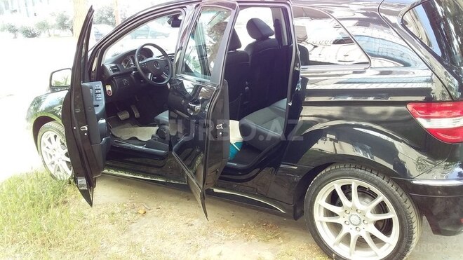 Mercedes B 180 2010, 69,000 km - 1.7 l - Bakı