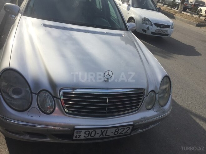 Mercedes E 220 2003, 340,000 km - 2.2 l - Bakı