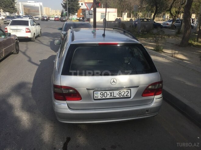 Mercedes E 220 2003, 340,000 km - 2.2 l - Bakı