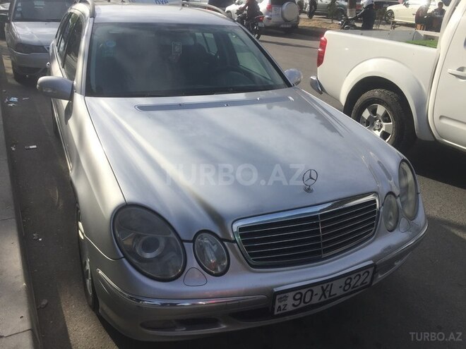 Mercedes E 220 2003, 340,000 km - 2.2 l - Bakı